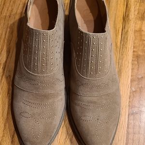 Women's Booties Size 9.5 NWOT